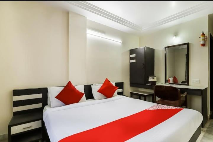 Hotel Asopalav Ambaji 외부 사진