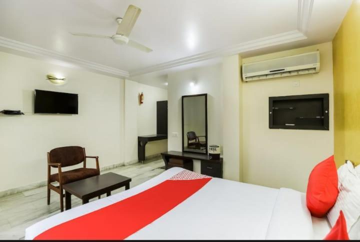 Hotel Asopalav Ambaji 외부 사진